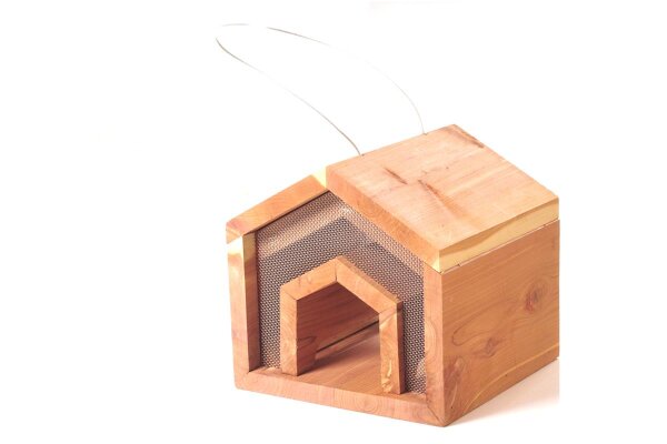 Futterhäuschen zum Aufhängen aus Red-Zeder